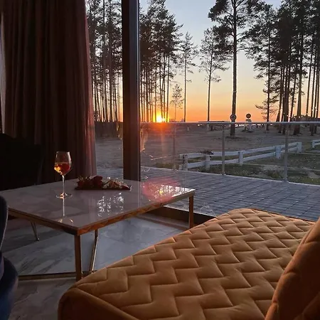 Apartment Valkla Puhkekeskus - Merevaatega Sviit Salmitsu