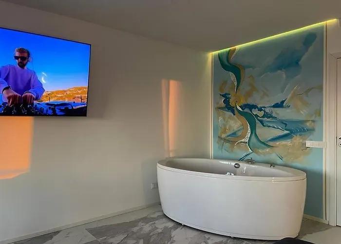 Valkla Puhkekeskus - Merevaatega Sviit Apartamento Salmistu